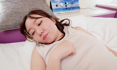 10musume 천연 딸 041624_01 파파라치 생활에서 만난 매력 넘치는 단발머리 아마추어 소녀 타카키 히나