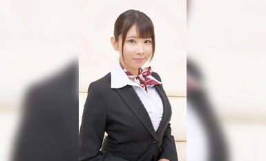 109IENFH-32303 航空会社勤務の現職キャビンアテンダントさん！女性経験無しのシャイな童貞の悩みを解決してもらえませんか？ フル勃起した童貞チ◯ポにフライト帰りでムラムラしてるCAさんが赤面発情！？さくらさん