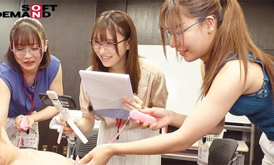 SDJS-223 全裸男性を複数名の着衣SOD女子社員がじっくり恥じらい研究報告 真剣チクビ囲み実験 SOD性科学ラボ REPORT18 敏感反応に戸惑いながらも膨らむ乳首と脈打ちペニスから目が離せない19名