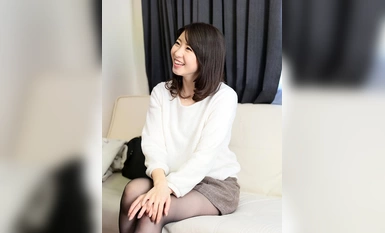 SIRB-001 Suri Rumah Amatur Menemubual 1 Isteri Muda TERBAIK dengan Wajah Comel dan Wajah Miang