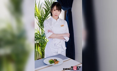 [モザイク破壊]SUWK-017 嫌がらせの低評価レビューをチラつかせてセクハラしてくる有名グルメ評論家に屈●の枕営業を強いられた元アイドルのホテルシェフ 楓きらり