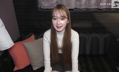 FC2-PPV-4386919 *Masa terhad 1980pt!! [Wajah ditunjukkan/Tidak] Graduan baru yang berkulit cerah dan langsing yang kelihatan seperti Sao-san. Sebaik sahaja saya mengalihkan pandangan darinya, dia dihidangkan bir dan sensitivitinya telah dimaksimumkan. Dia