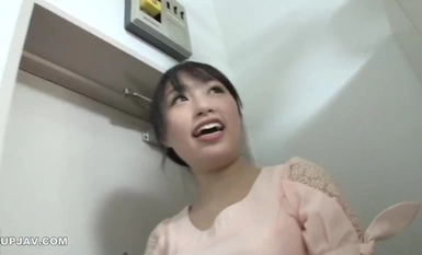 [Mosaic Destruction] CHN-047 [+15 minit dengan rakaman bonus hanya tersedia di MGS] Kami akan meminjamkan anda seorang gadis baharu yang benar-benar cantik. 25 Ami Kumono