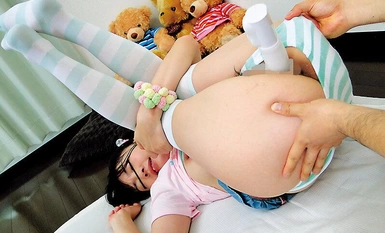 SUJI-232 縞パンとニーハイは絶対脱いじゃダメだよ…ツインテール少●中出し性交4時間