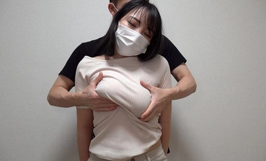 ONIN-093 天然巨乳を揉む 豊満ユサユサおっぱいを着衣や生や下着で揉んだり吸ったりこねくり回したり