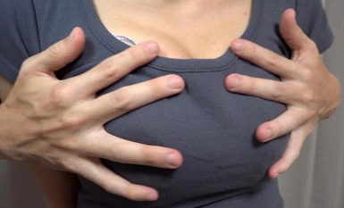 ONIN-093 天然巨乳を揉む 豊満ユサユサおっぱいを着衣や生や下着で揉んだり吸ったりこねくり回したり