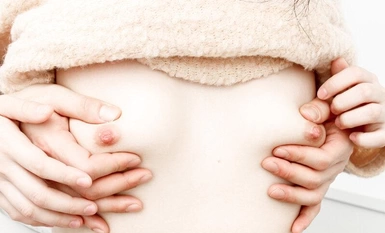 EVIS-526 [빈유] 젖꼭지 성감 에스테틱