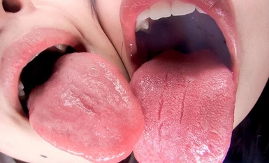 EVIS-525 Nói chuyện bẩn thỉu Nụ hôn đồng tính nữ chủ quan