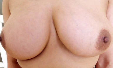 CHCH-046 前燕国熟女，大胸 H-cup，活跃的卡车司机，TENJO TENKAI YUIGI 首次亮相！