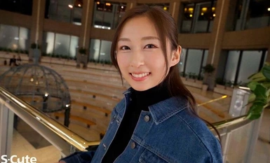 SQTE-535 真っ昼間からSEXなんて・・。チ○コを根本まで入れられて、恥ずかしいのに気持ちいい（ハート） 長谷川夕奈