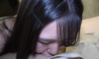 FC2-PPV-4383198 [首次拍摄] 希望摆脱被抛弃的不满足感的.一个美丽的黑发女人，带着一丝寂寞，精液覆盖了中达志的性爱。