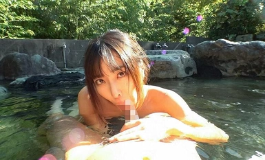 BANK-165 Creampie Kolam Air Panas Luaran Perempuan simpanan yang cantik dengan muka yang cantik dan memancutkan pancutan