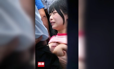 NHDTB-900 배꼽을 내밀고 있는 여자痴● 길거리에서 만난 무방비 상태의 여자의 음부를 핥아 요실금 오줌을 싸게 해라!