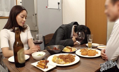 ZEAA-093 我丈夫的上司在我丈夫所在的房子里培训我 Shioawa Undan