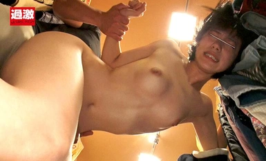 Ang NHDTB-904 Part-time na batang babae 15 ay nasasabik habang nagsisilbi sa mga customer na namumula ang mukha