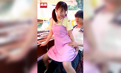 NHDTB-862 ちっこい彼女の妹が…スカートの中でこっそり生ハメ逆NTR 女がいるのにドプドプ連続中出し野外Ver.