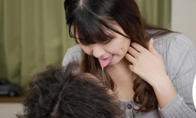 HBAD-684 Gia sư riêng của tôi là một kẻ hôn liếm, mút tôi cho đến khi tôi đầy nước bọt Ai Abe