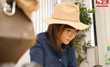 [モザイク破壊]SSNI-170 盗撮リアルドキュメント！ 密着46日、葵のプライベートを激撮し、紹介されたバーの店員に扮したイケメンナンパ師に引っ掛かって、SEXまでしちゃった一部始終