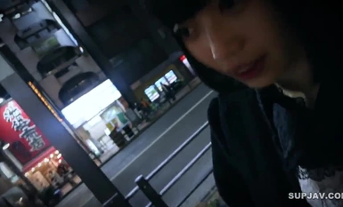 FC2-PPV-4371938 4/13まで限定500pt!生意気だけど許す。　※無修整・生中出し・口内射精