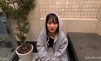 FC2-PPV-4375180 [First shot] Yuna (19) Natural na sensitibong JD. Panahon na ng lagnat na may tuluy-tuloy na kasukdulan pagkatapos ng 10 minutong electric massage na nagsisimula sa damit na panloob. Pagkatapos noon ay hinubad niya ang kanyang basang panty