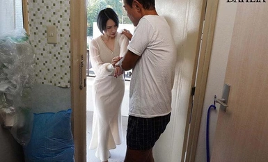 [モザイク破壊]DLDSS-280 隣のゴミ部屋に住む無敵のモンスターおじさんに粘着乳首責めでだらしない敏感早漏体質にされた美人妻 聖ひばり