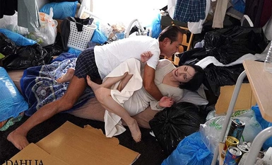 [モザイク破壊]DLDSS-280 隣のゴミ部屋に住む無敵のモンスターおじさんに粘着乳首責めでだらしない敏感早漏体質にされた美人妻 聖ひばり