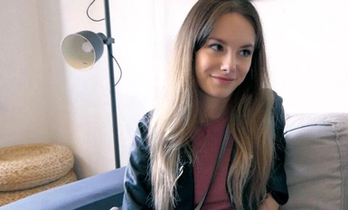 SITW-044 我给了一个在匈牙利认识的 18 岁女大学生一个生的 Nakadashi，然后把她介绍给了同班的一个女性朋友，也给了她一个生的 Nakadashi！