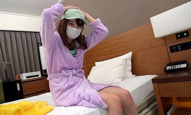 [马赛克破坏]JBJB-023 高妹VS志保大叔 我要用我的长腿和湿润的舌头技术挤压你的中年精液 - 森日奈子