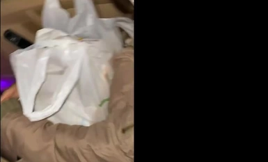 FC2-PPV-4372511 ※박모※ 도주하던 이혼녀의 민감한 분출녀에게 제재 질내 사정 0036 악덕 델리헬 가게의 뒷모습【유카】입니다.