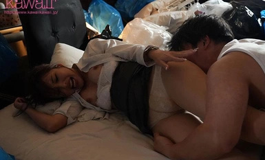 [モザイク破壊]CAWD-639 隣人のゴミ部屋で異臭中年おやじに監禁、調教、同情…抜かずの連撃中出し55発され続けた司法修習生 伊藤舞雪