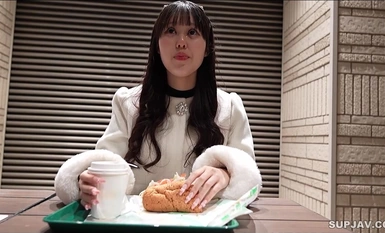 FC2-PPV-4365165 本日迄！！70%OFF【初撮り】【顔出し】 驚愕のギャップ。天然ちゃんの裸体は神プロポーション！！美乳.美尻.美マン。見た目とは裏腹の男心をくすぐるエロさ。癖になる。。。