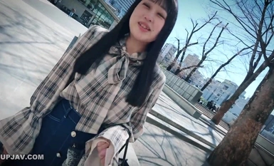 FC2-PPV-4357956 1500 点至 4/9 [托儿所老师、大奶子] 一个大奶子的托儿所老师想有一次健康的邂逅，却因为只想打手枪而被带到酒店非礼。未经审查的原始中二、手交、口交和射精。