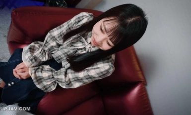 FC2-PPV-4357956 1500 点至 4/9 [托儿所老师、大奶子] 一个大奶子的托儿所老师想有一次健康的邂逅，却因为只想打手枪而被带到酒店非礼。未经审查的原始中二、手交、口交和射精。