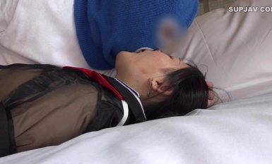 FC2-PPV-4362782 ★顔出し★素人さんがえっちな事をしにやってきた！ケース＃36　スケスケセーラーでお休み中にハメ撮り　めぐみちゃん（19）の場合【特典付き】