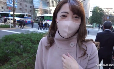 FC2-PPV-4361638 初撮影・顔出し！明日まで限定！喪失感に苛まれ、禁欲の果てに放出されまくる潮吹きがドン引き級にすご過ぎた・・・・満たされる事のない承認欲求と寂しさを言い訳にした依存体質の変態女に3回射精！！