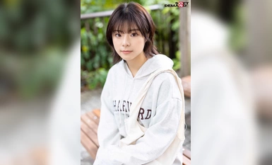 MOGI-132 [First Shooting] Isang babaeng mag-aaral sa kolehiyo na nagtatrabaho ng part-time sa isang Western restaurant Isang mahimalang magandang babae na may kaunting karanasan ngunit mas interesado sa erotika kaysa sa iba sexual awakening ay noong nakit