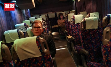 NHDTB-90701 Bersendirian di dalam bas malam, seorang gadis pantat cantik yang tidak dapat melupakan keseronokan mempunyai batang yang besar dan tidak boleh berhenti menjadi miang sehingga dia merangkap dalam kedudukan gadis koboi berpayudara besar berkuli