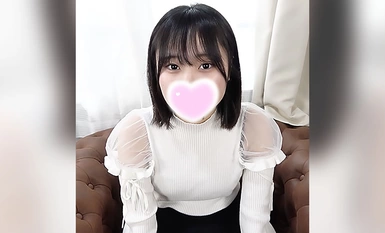 FC2-PPV-4362799 【押されると断れなくて、、】まだ穢れなき純粋１００％の素人。猛プッシュの出演依頼断れず出演決定した幻のマル秘映像。みか１８歳