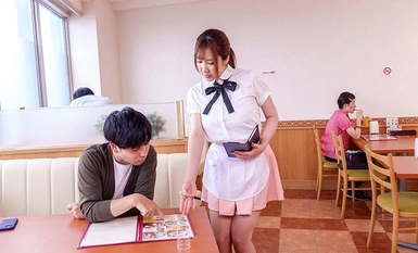 [モザイク破壊]NKKD-232 ファミレスで働くパート主婦にボインで誘惑されヌカれまくった絶倫バイト君。 若月みいな