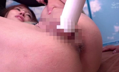 TOTTE-168 [喷水目标猜测挑战] 街头业余少女挑战30万奖金或惩罚游戏即时性中桥！在锦糸町拍摄魔镜-go - Rena