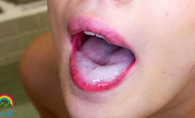 SORA-522 通奸追踪 上学路上的通奸！别舔我我代表全世界制裁了一个同性恋老师和一个无礼的小婊子！