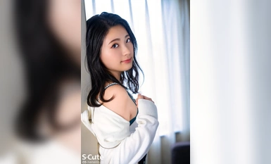 SQTE-533 Kecantikan seperti wanita tiba-tiba berubah 180 darjah semasa hubungan seks. Klimaks yang hebat dengan seks menjerit! ! Emi Imai