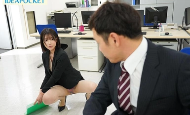 PFES-065 먹어치우는 T-백의 카게키나한 유혹 사내 남자를 잡아먹는 여직원은 먹어치우는 T-백으로 유혹하는 여자 카에데카 렌