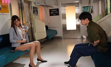 PFES-057 二人っきりの最終電車でにやにや無防備パンチラで全力誘惑してきたほろ酔い美脚OLとその後、ラブホテルでむさぼり合うようにめちゃくちゃ中出しSEXした。 佐野ゆま