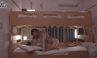 FPRE-037 回忆夏天，我这个处男在夏令营里被一位操着博多方言的美女教员干了，她还偷偷对我说 Shiori Minami 的悄悄话。