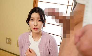 [马赛克破坏]NKKD-292大鸡巴彻底沦陷的NTR非常漂亮的贞洁妻子被汗流浃背的承包商的大鸡巴弄得尴尬的阴部水管工作