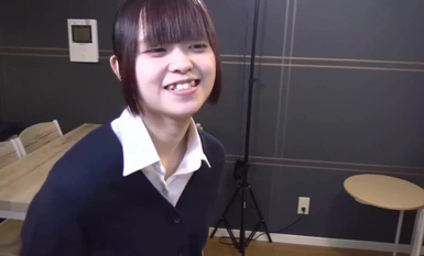 FC2-PPV-4356815 새하얀 바지를 입은 나기사 짱. 4 개의 후〇ぽ을 뿌리째 뽑는 거근 거근 페라. 리뷰 특전은 4K 고화질