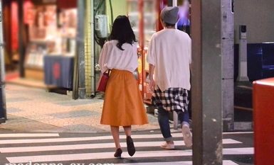 [Mozek pemusnahan] JUY-431 Dokumen! ! Projek Pengesahan Pelakon Eksklusif Adakah Yuriko Mogami, seorang wanita yang berkahwin dengan gadis kamera yang terlalu cantik, akan digoda oleh lelaki genit dan akhirnya melakukan hubungan seks?