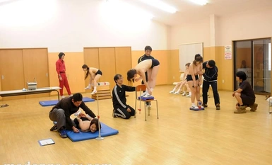 [Mosaic Destruction] JUC-521 Measured Big Tits Wives - Shameful Mature Bloomers Sports Test Edition - Emily Momoka, Naho Hazuki