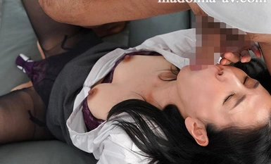 [モザイク破壊]JUQ-642 夫の身代わりになった高慢女上司、恥辱のクレーム対応ー。 悪質男に固定バイブを強●されて謝罪と絶頂を繰り返す人妻ー。 月野ゆりね